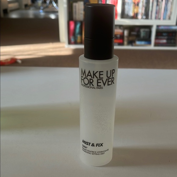 Makeup Forever Mist & Fix Setting Spray - Clear - Picture 5 of 5